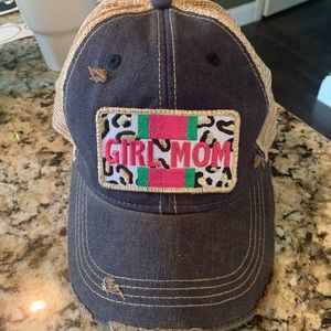 Brand new. Smoke free home.